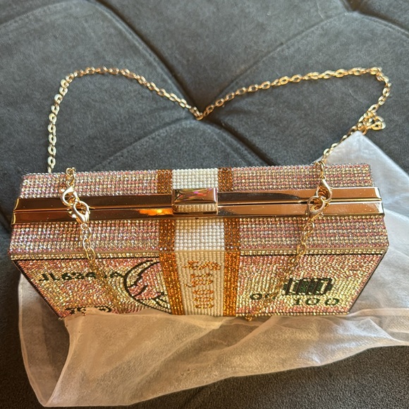 100 dollar purse - Picture 4 of 11